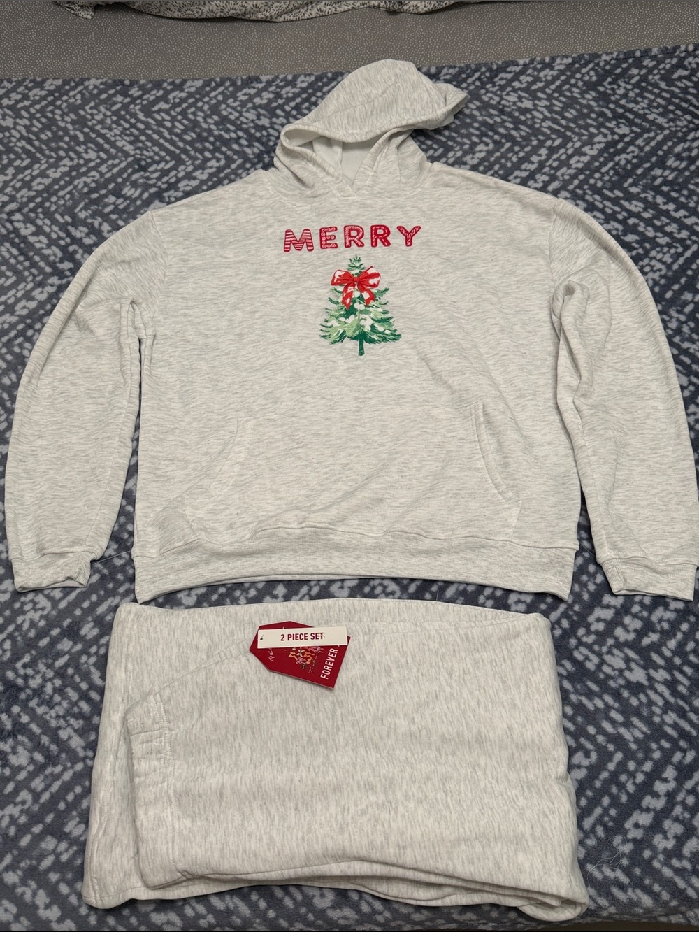 Forever 21 Light Gray 'MERRY' Hoodie Set with Green Christmas Tree
